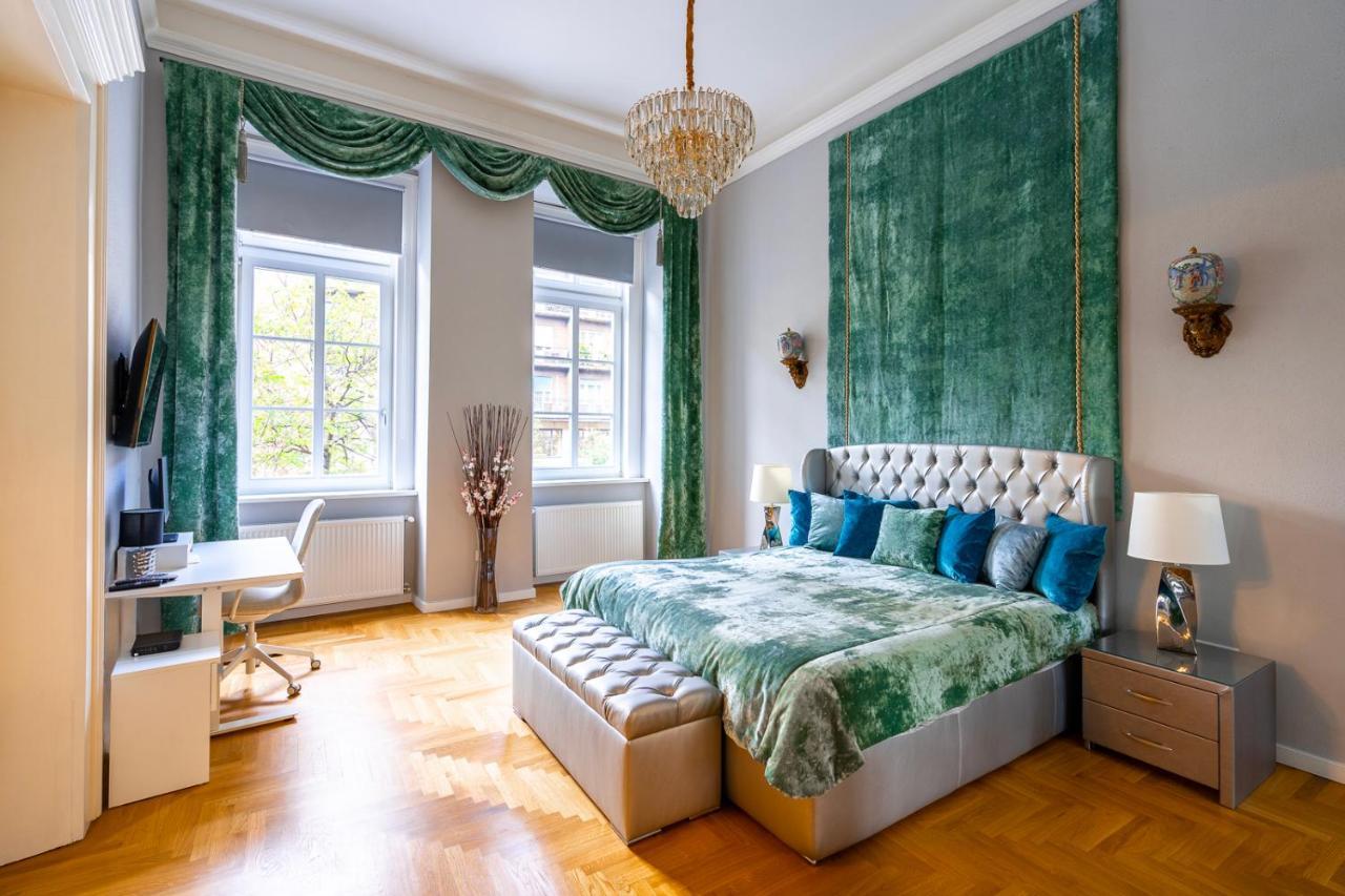 Liszt Ferenc Historic Luxurious Flat Next To Synagogue * בודפשט