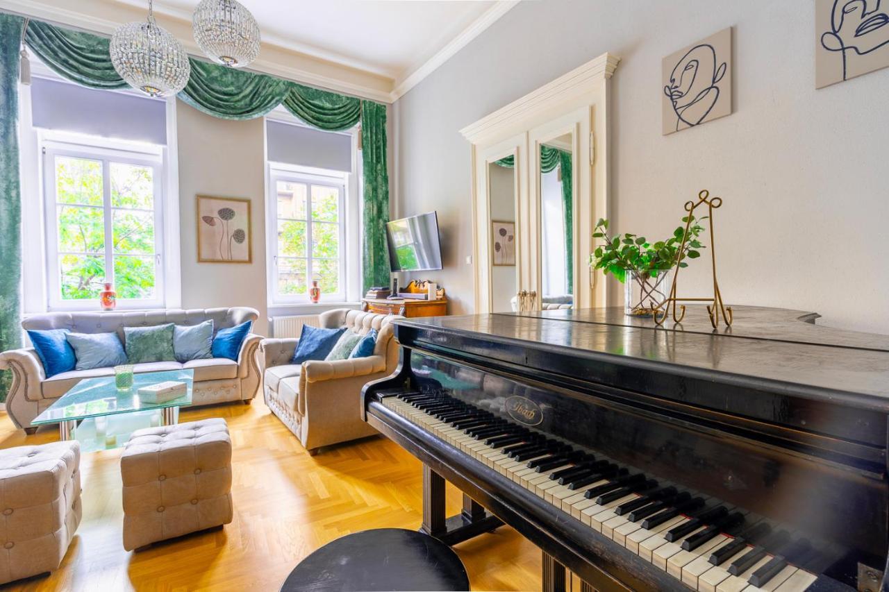 Liszt Ferenc Historic Luxurious Flat Next To Synagogue *
